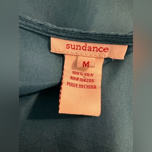 SUNDANCE Catalog 100% Silk Lorelei Tunic Top Blouse Shirt Lace Trim Pin Tuck - Picture 9 of 10